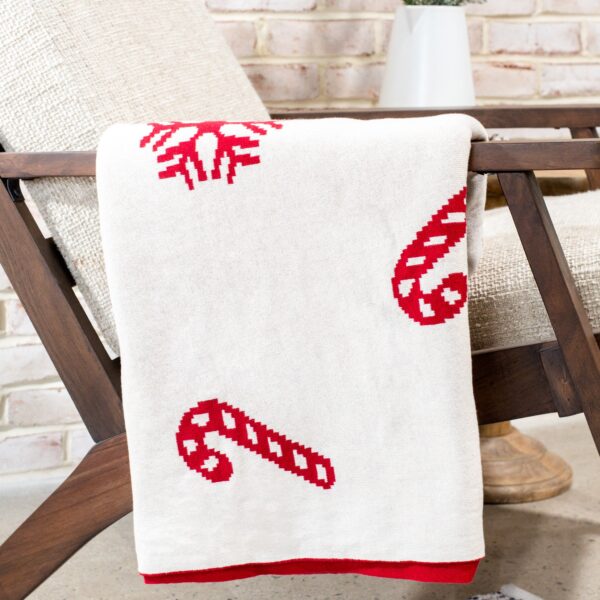 Reversible Snowflake & Candy Cane Throw - 50x60