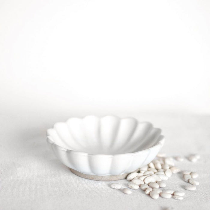Scalloped Ceramic Bowl - 5"